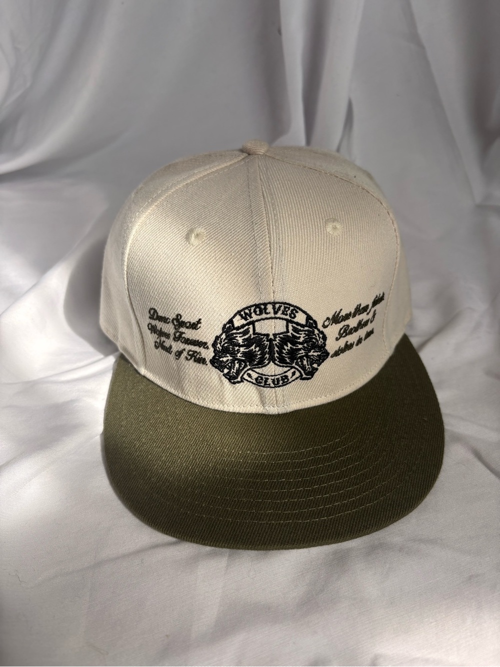 Darc Sport Wolves Scripture Fitted Hat 7 1/8 Embroidered Cream Green New 172/500